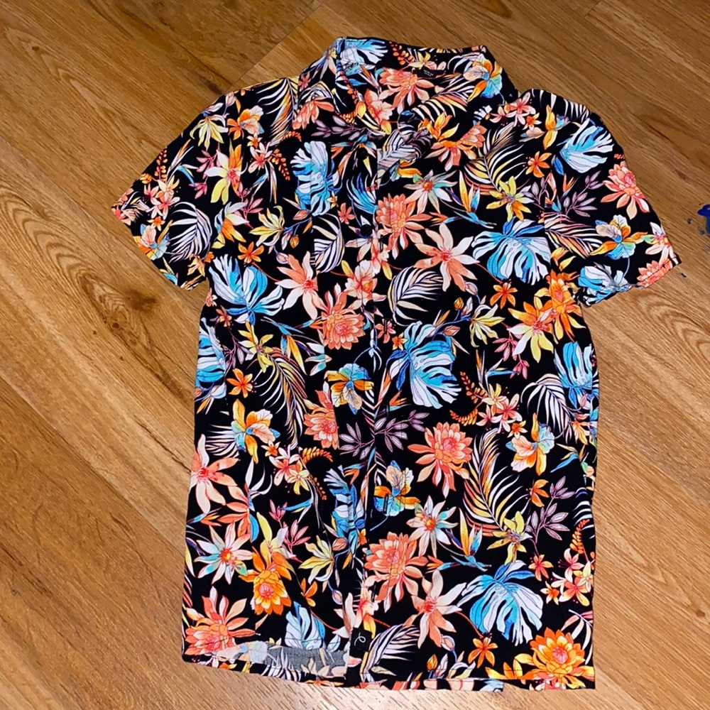 Art Class Button Up